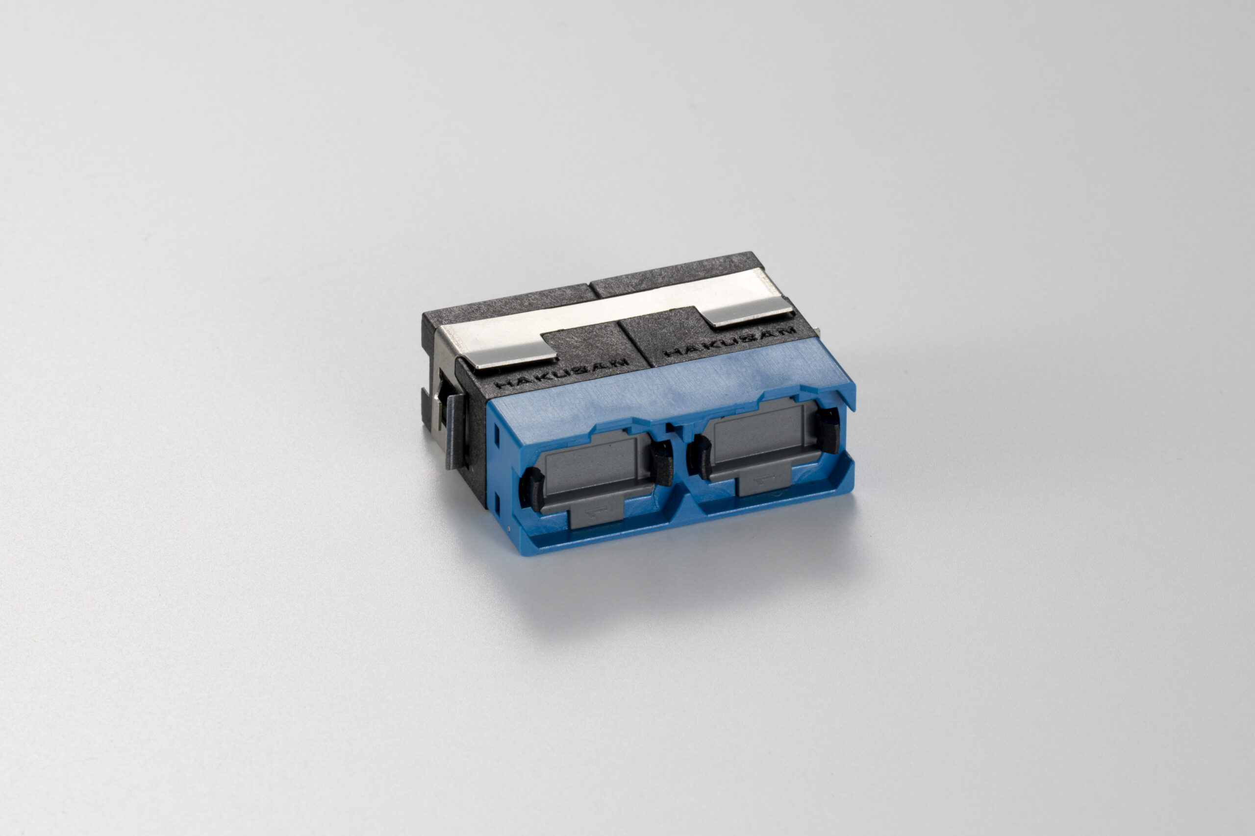 MPO-MPO アダプタ